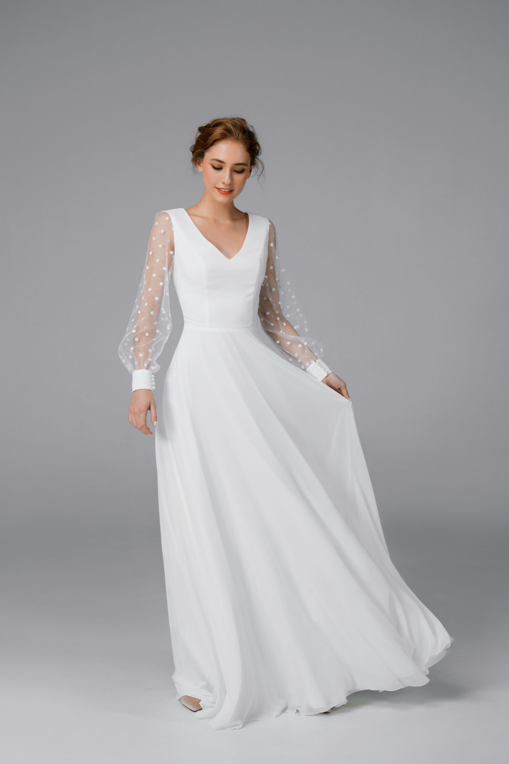 simple v-neck wedding dress