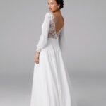 Minimalist long sleeve wedding dress made of chiffon, low back rustic wedding dress – Natalia