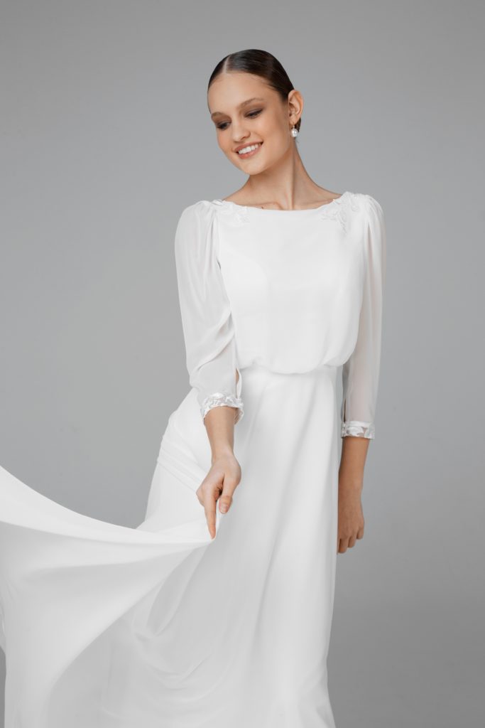 Elegant chiffon wedding dress – Odetta • Piondress