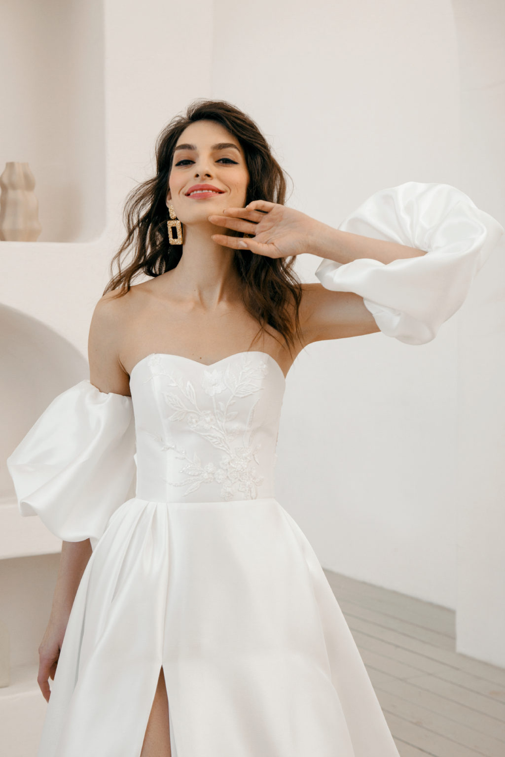 Corset wedding dress with detachable sleeves – Barbara • Piondress