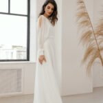Flow chiffon wedding dress with sleeves – Lima