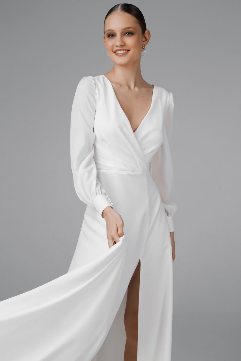 V-neck chiffon wedding dress with slit