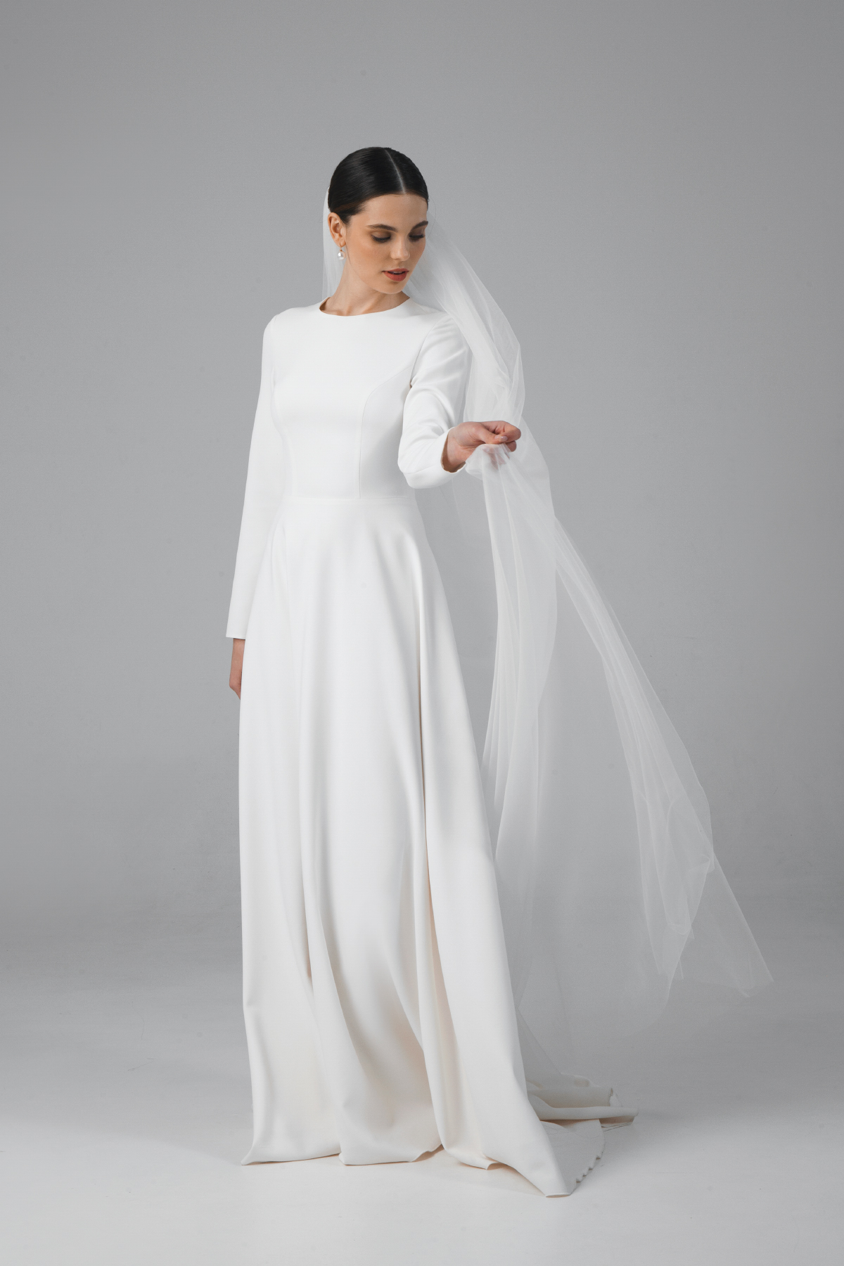 Simple crepe wedding gown, minimalistic short sleeve wedding dress, a line  bridal dress – Inga • Piondress