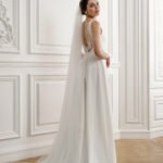 Crepe backless wedding dress – Goldie