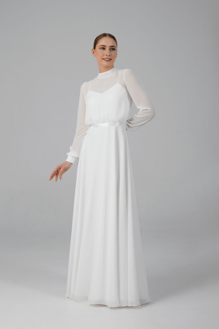 Modest wedding dress with long sleeves – Danielle • Piondress