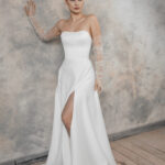 Satin corset wedding dress with slit – Kristen