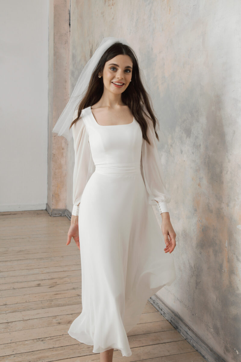 Ball Gown Square Neck Tea-length Lace Wedding Dress