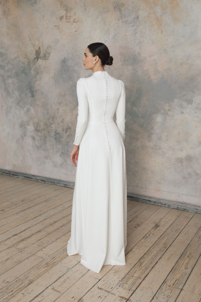 High neck modest wedding dress - Allison • Piondress